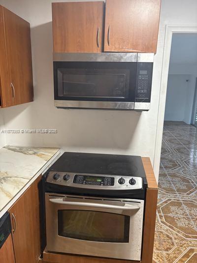 3301 Spanish Moss Ter #305
