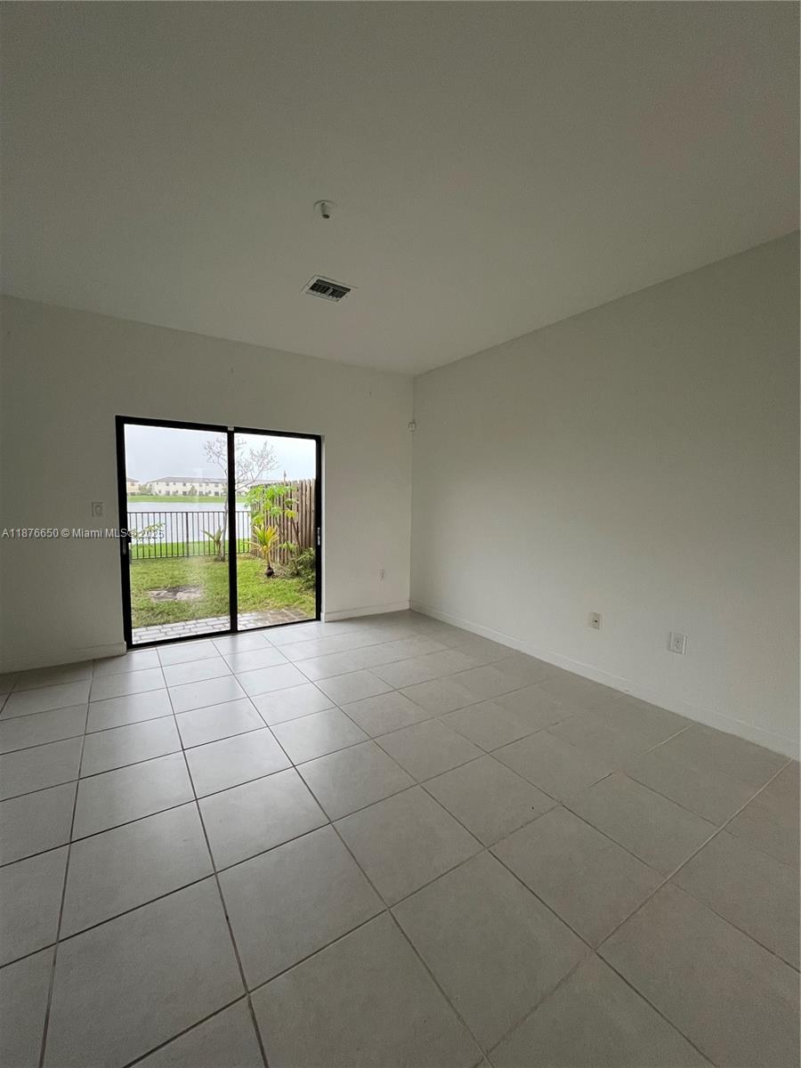 10247 SW 231st Ln Miami, FL 33190