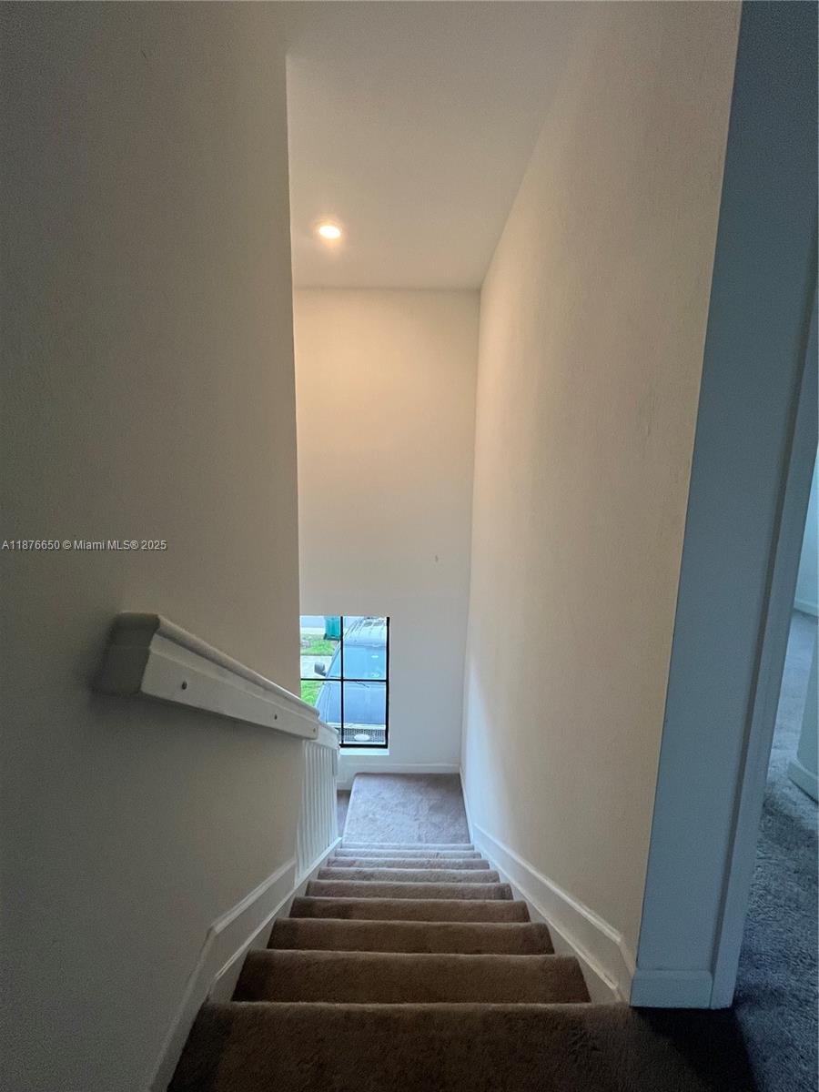 10247 SW 231st Ln Miami, FL 33190