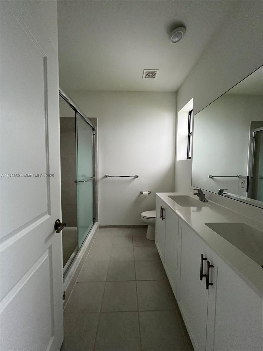 10247 SW 231st Ln Miami, FL 33190