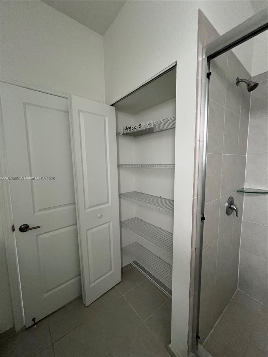 10247 SW 231st Ln Miami, FL 33190