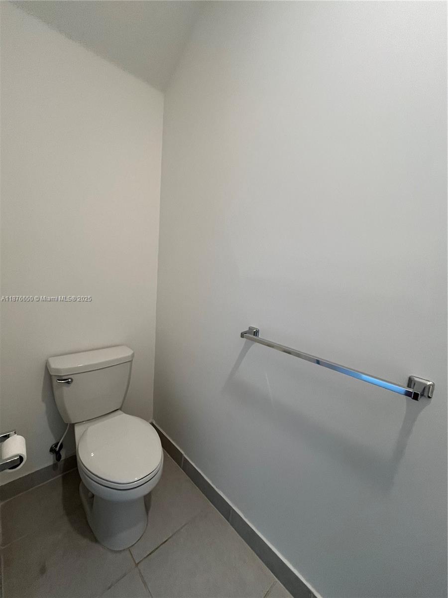 10247 SW 231st Ln Miami, FL 33190