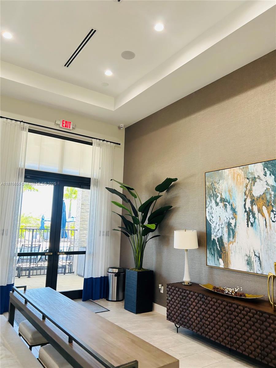 10247 SW 231st Ln Miami, FL 33190