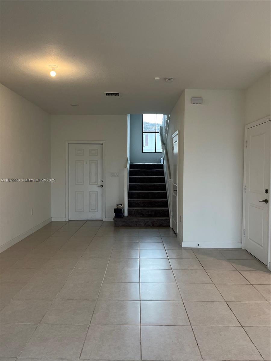 10247 SW 231st Ln Miami, FL 33190