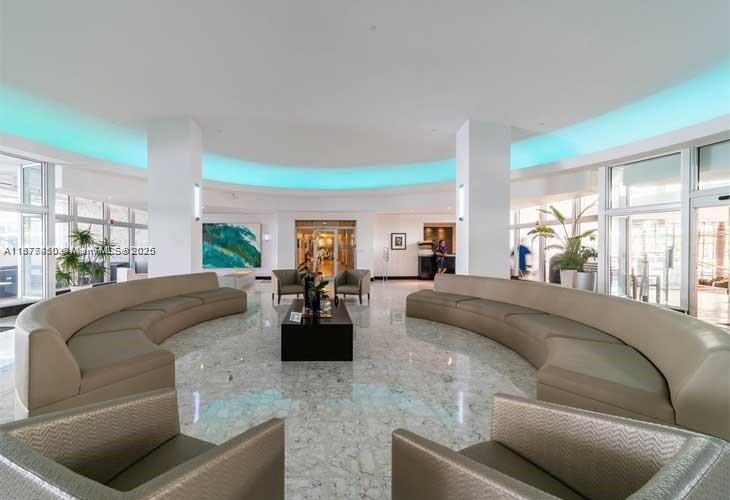 1200 West Ave #322