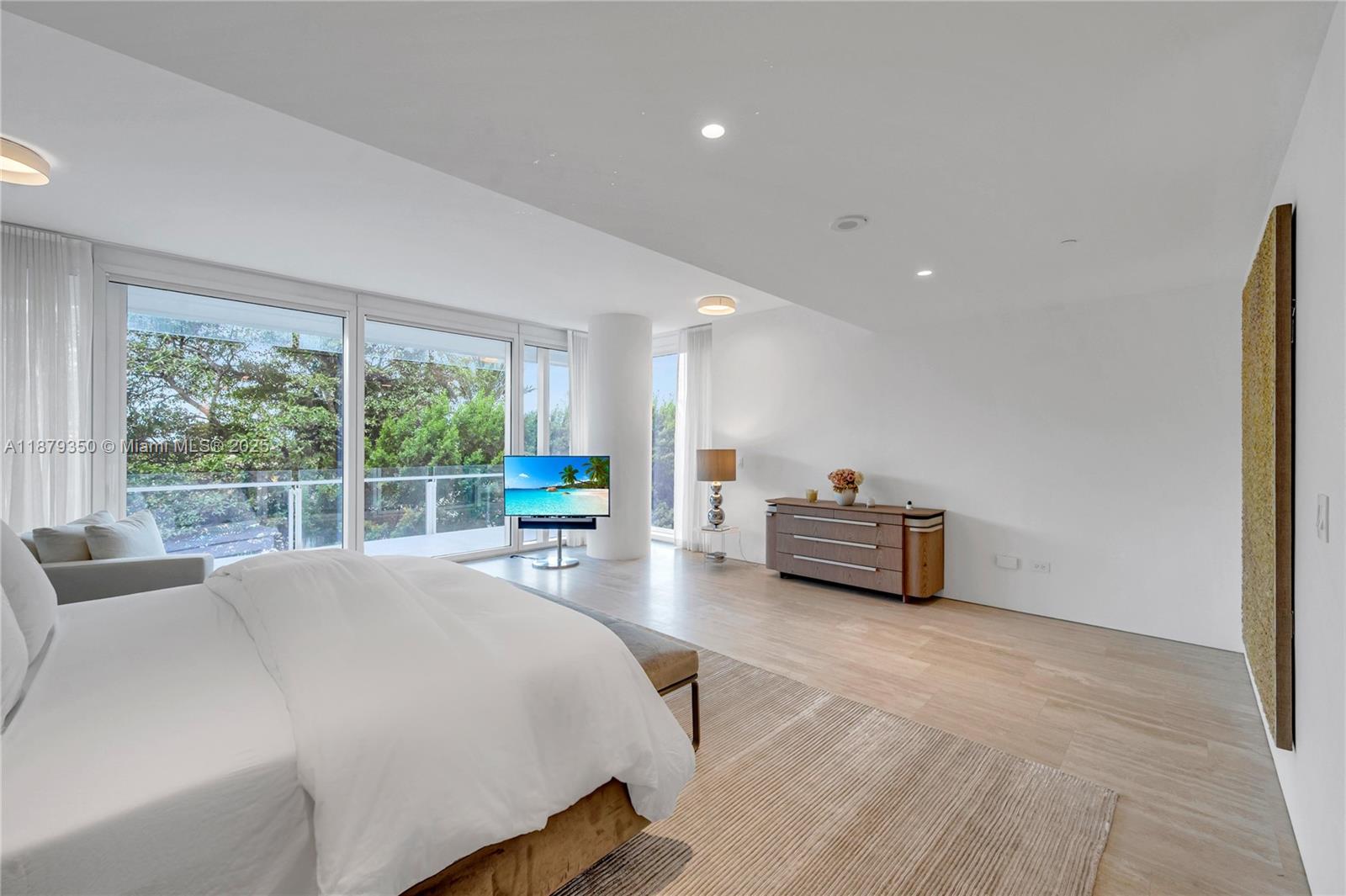 9111 Collins Ave #N-317 Surfside, FL 33154 9111 Collins Ave #N-317 Surfside, FL 33154