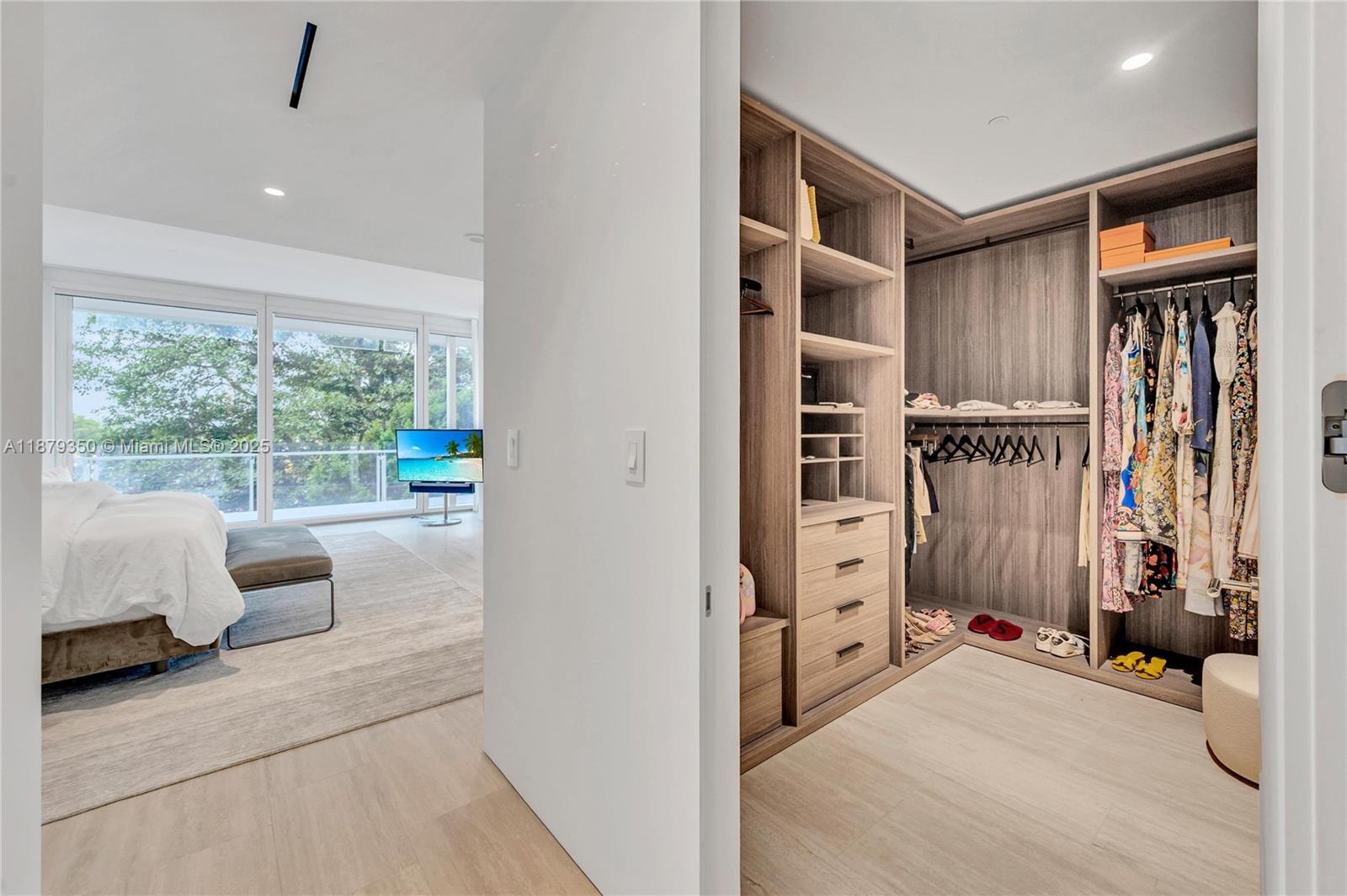9111 Collins Ave #N-317 Surfside, FL 33154 9111 Collins Ave #N-317 Surfside, FL 33154