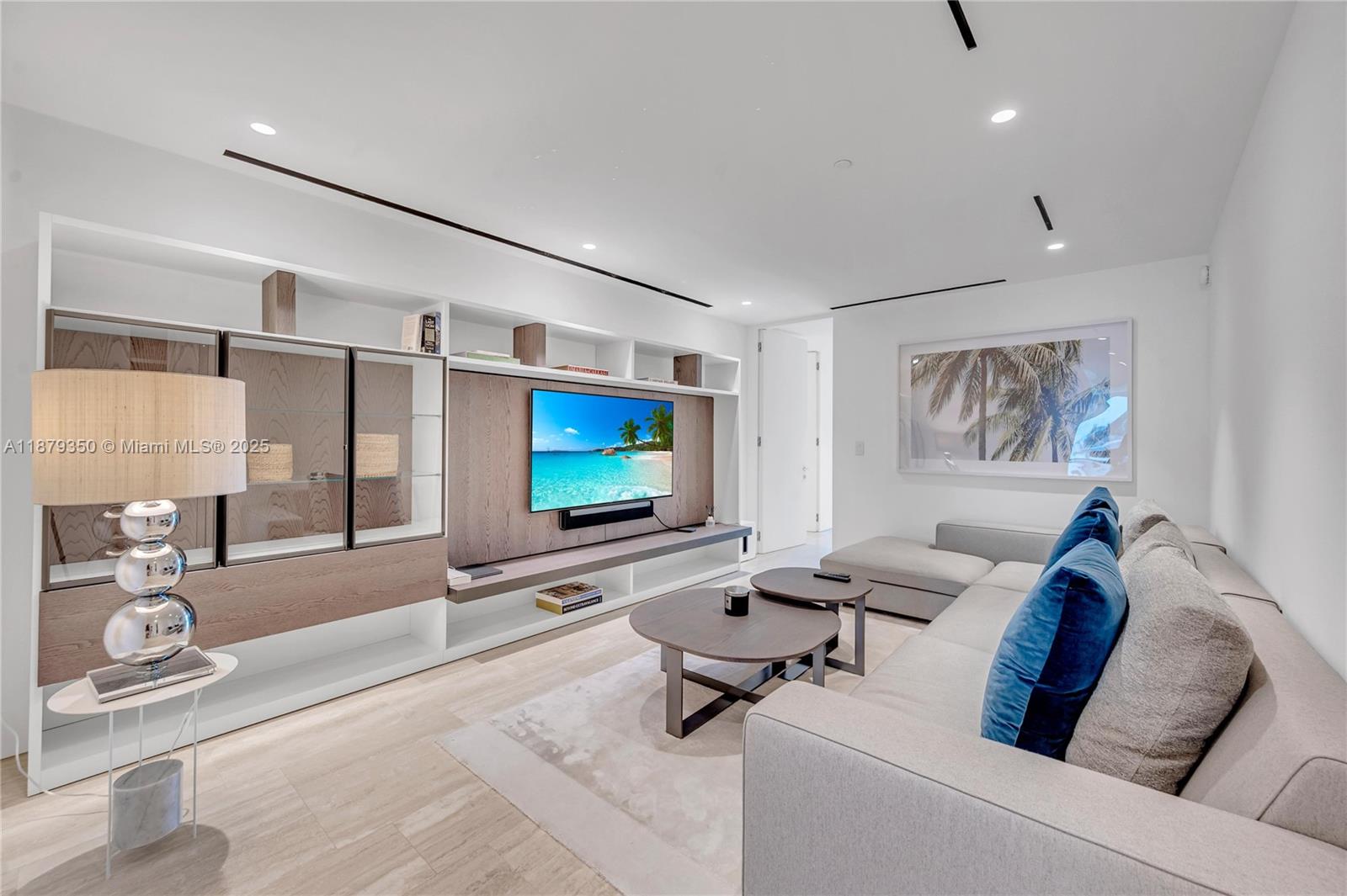 9111 Collins Ave #N-317 Surfside, FL 33154 9111 Collins Ave #N-317 Surfside, FL 33154