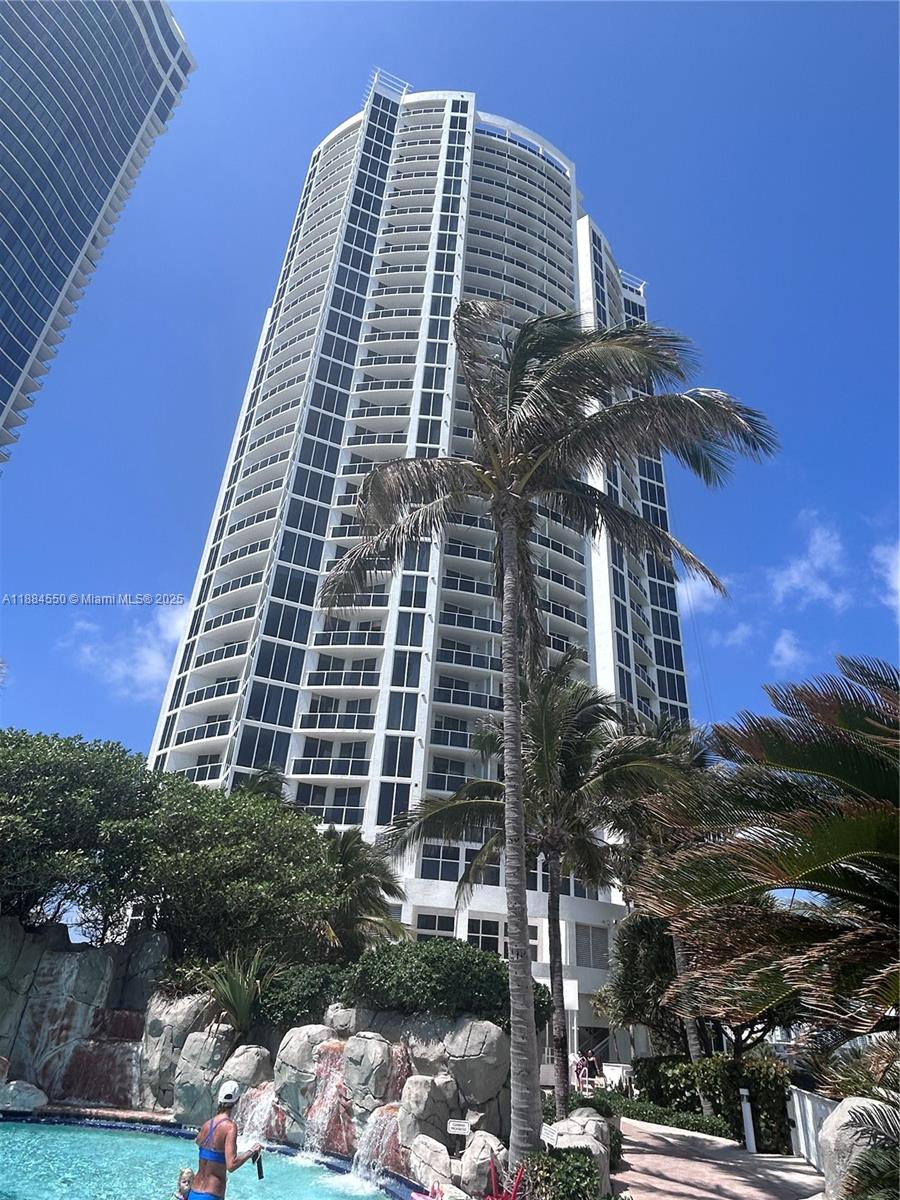 18001 Collins Ave #2206
