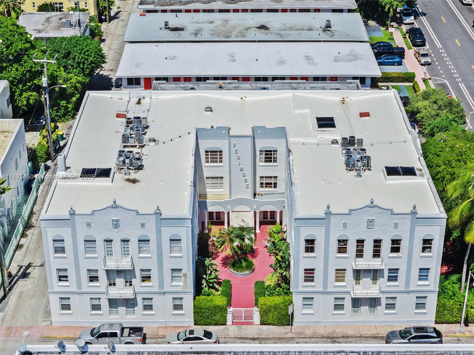 1200 Euclid Ave #301