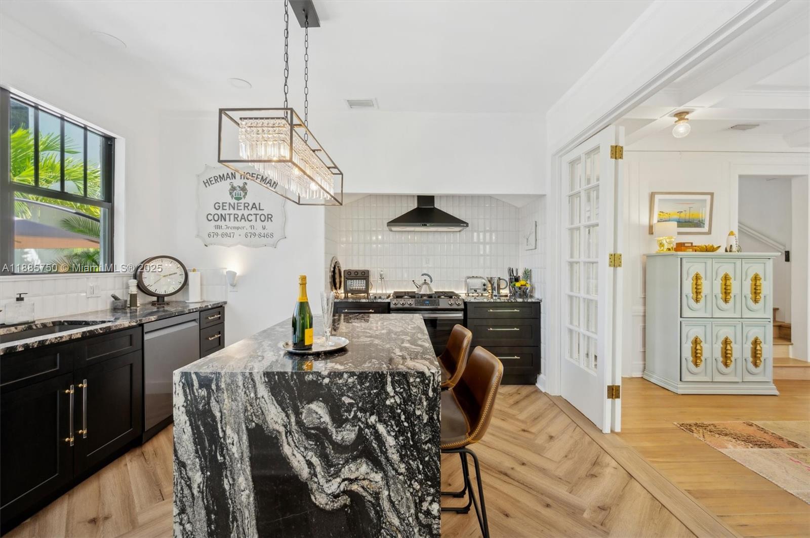 135 NE 45th St Miami, FL 33137