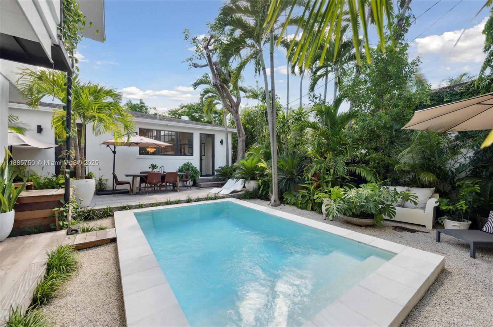 135 NE 45th St Miami, FL 33137