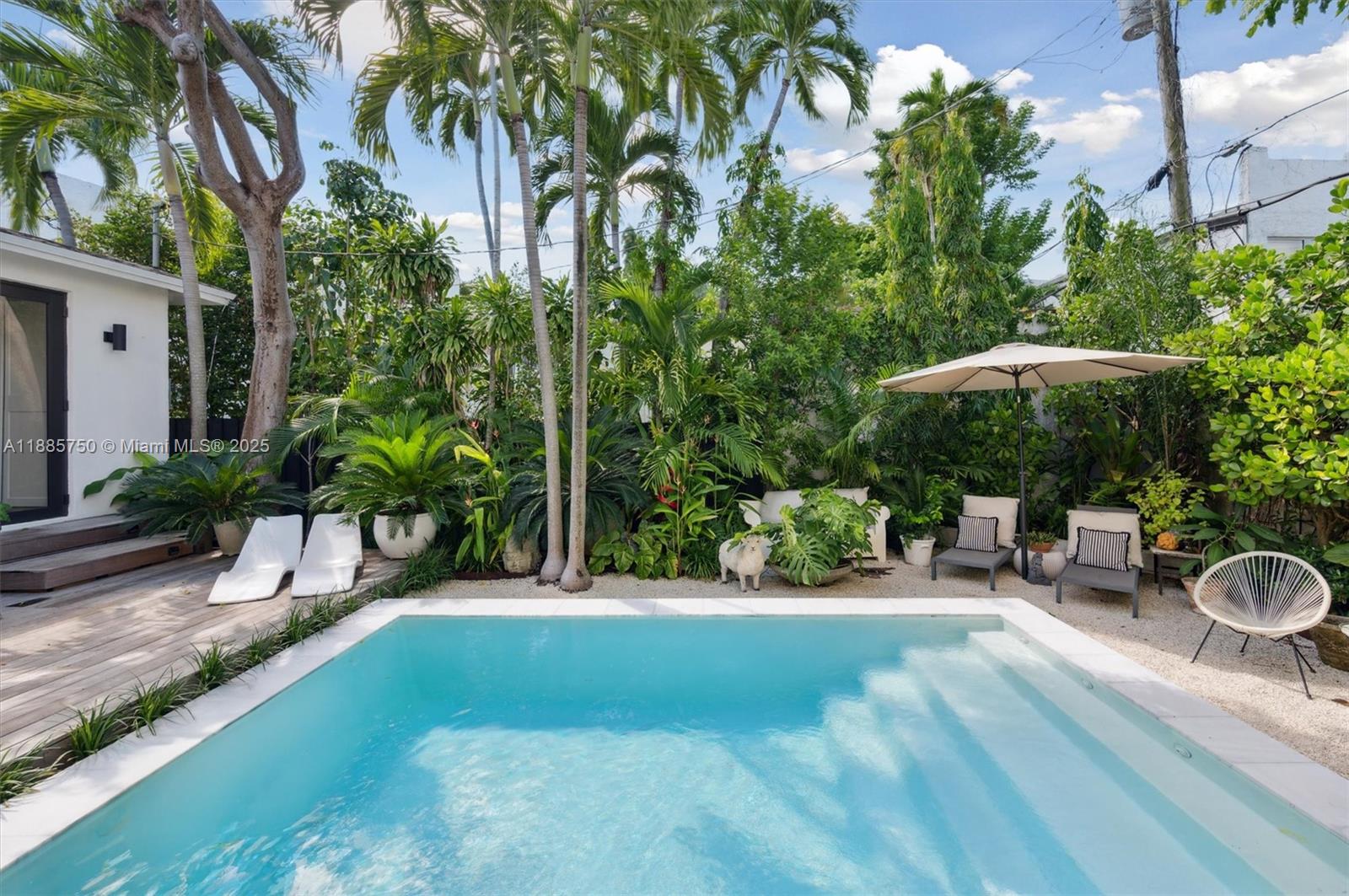 135 NE 45th St Miami, FL 33137