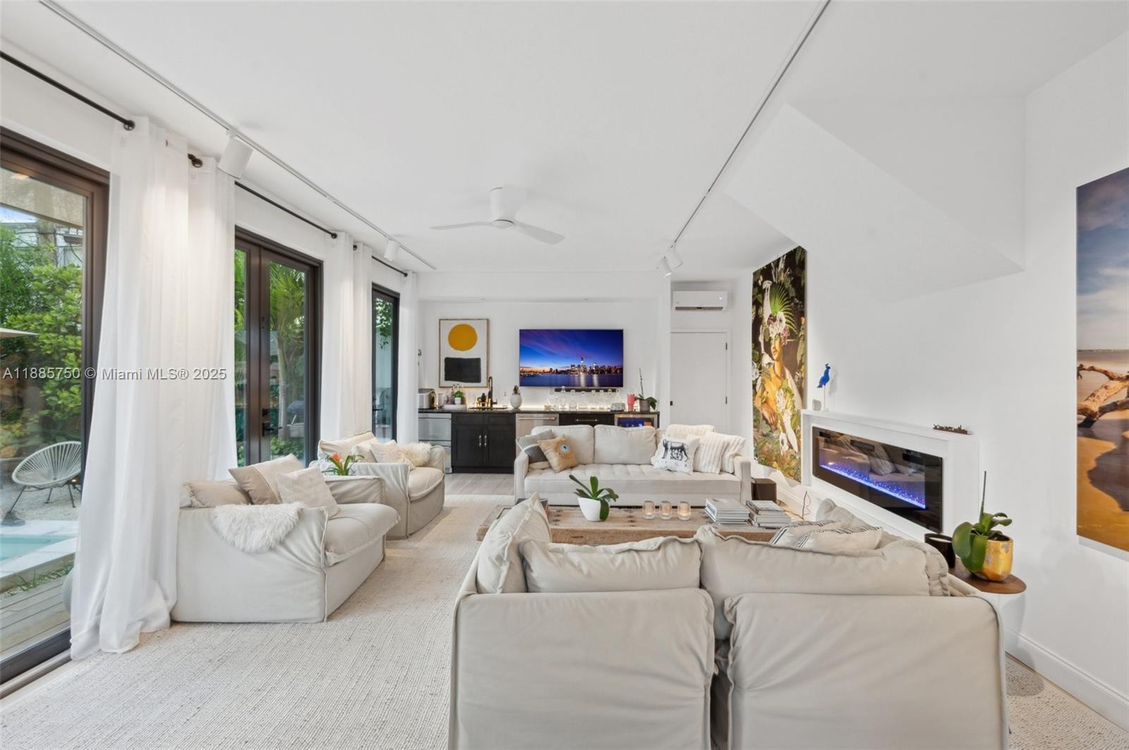 135 NE 45th St Miami, FL 33137