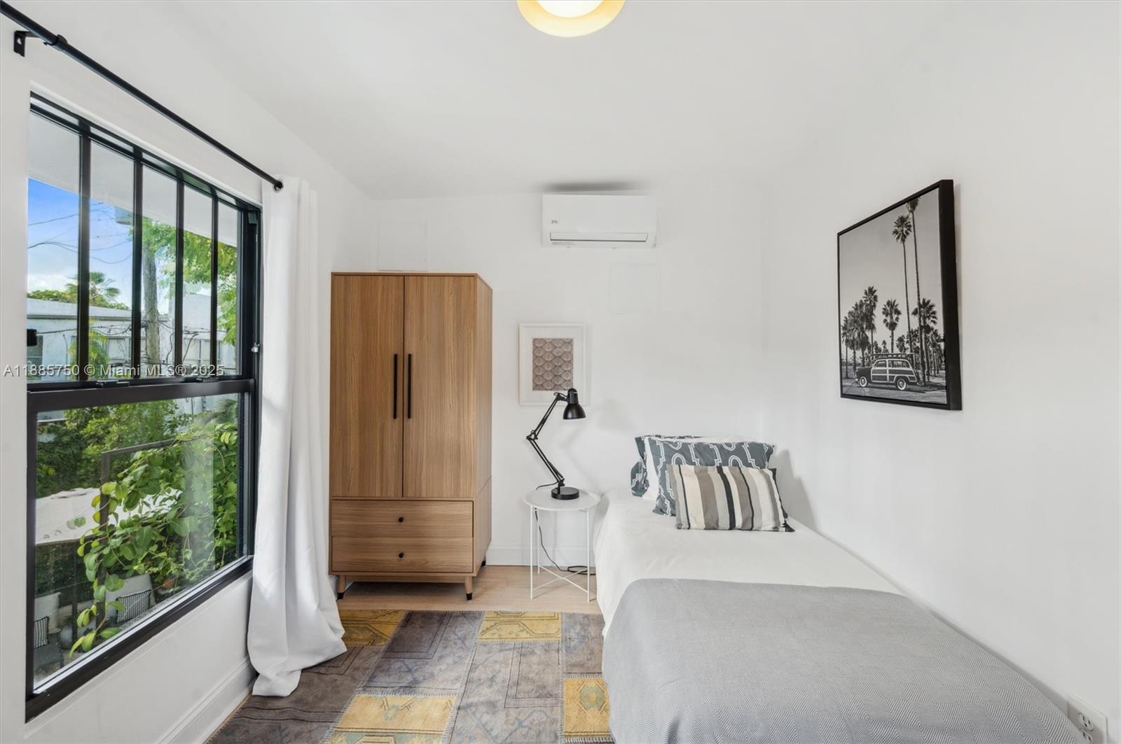 135 NE 45th St Miami, FL 33137