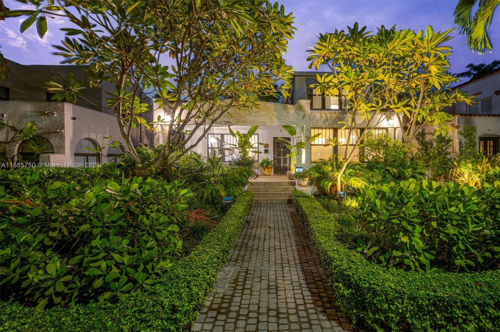 135 NE 45th St Miami, FL 33137