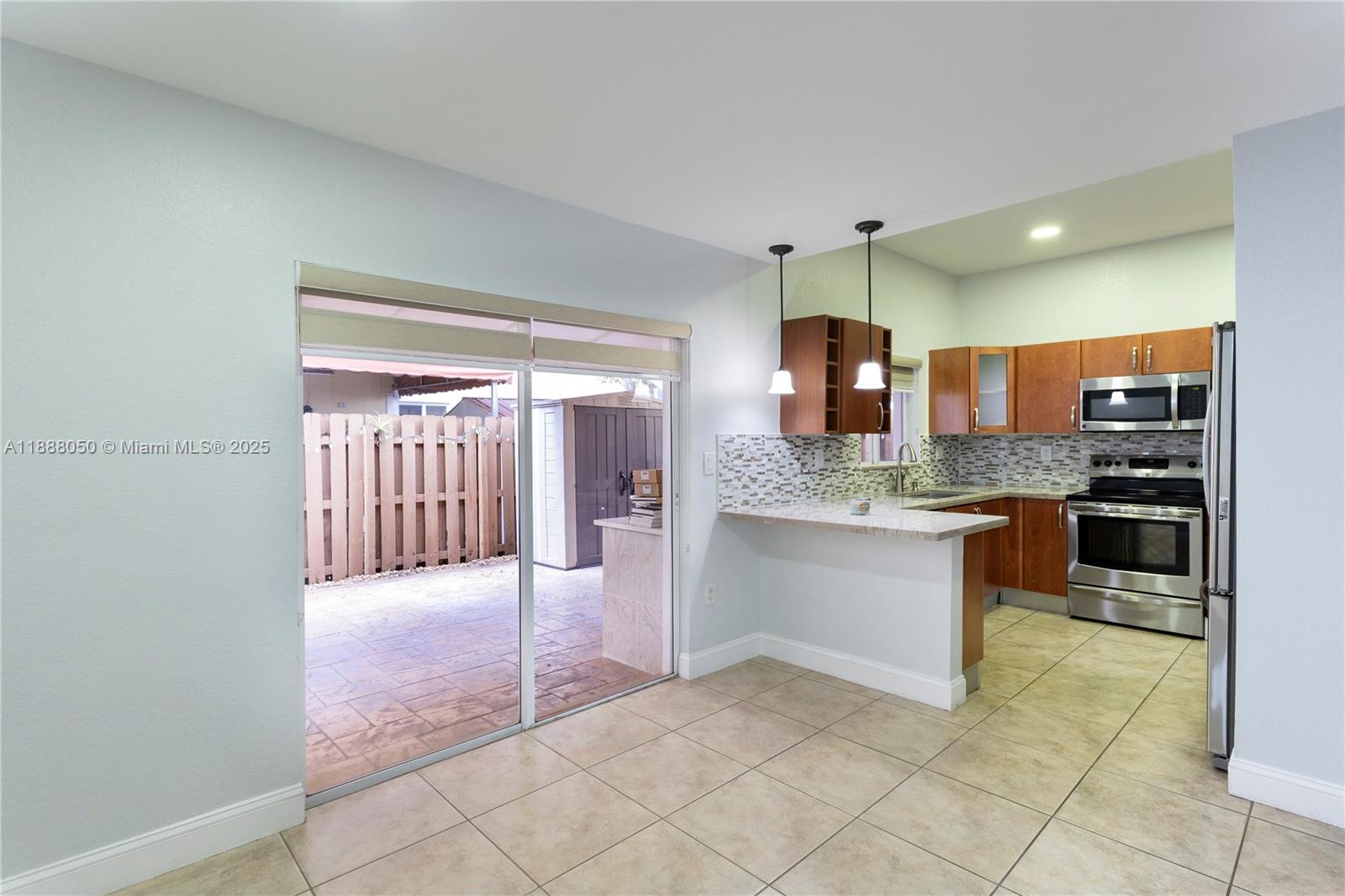 18038 NW 74th Ct