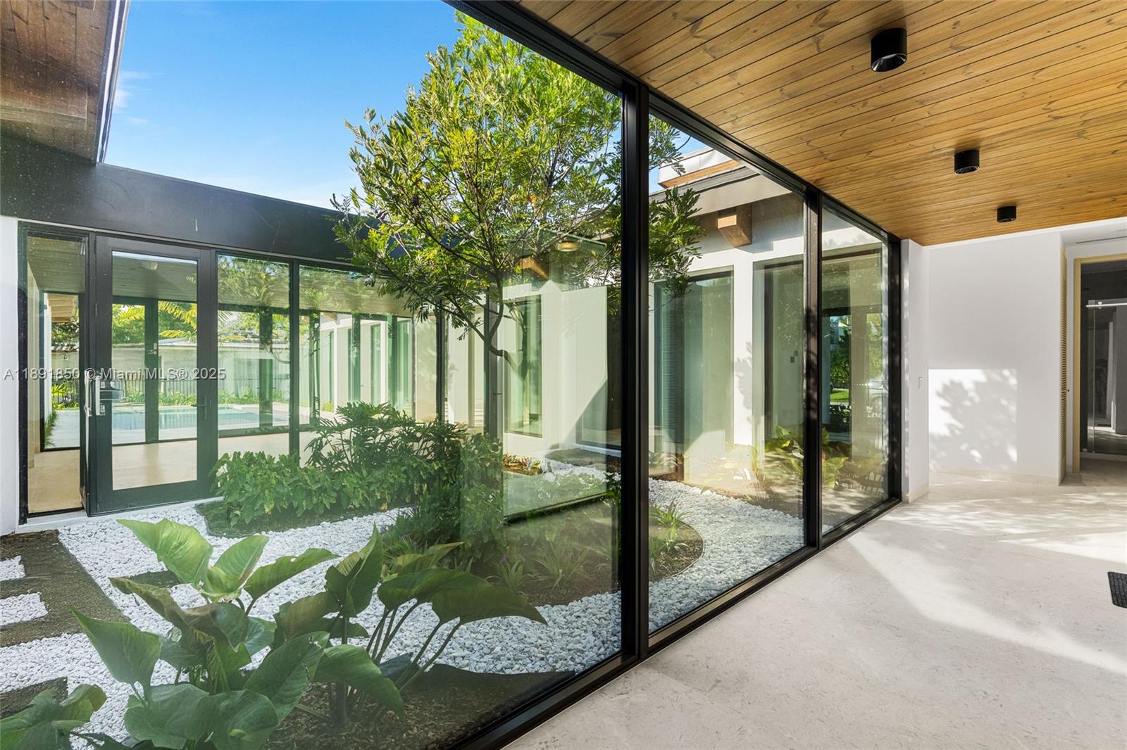 6716 San Vicente St Coral Gables, FL 33146