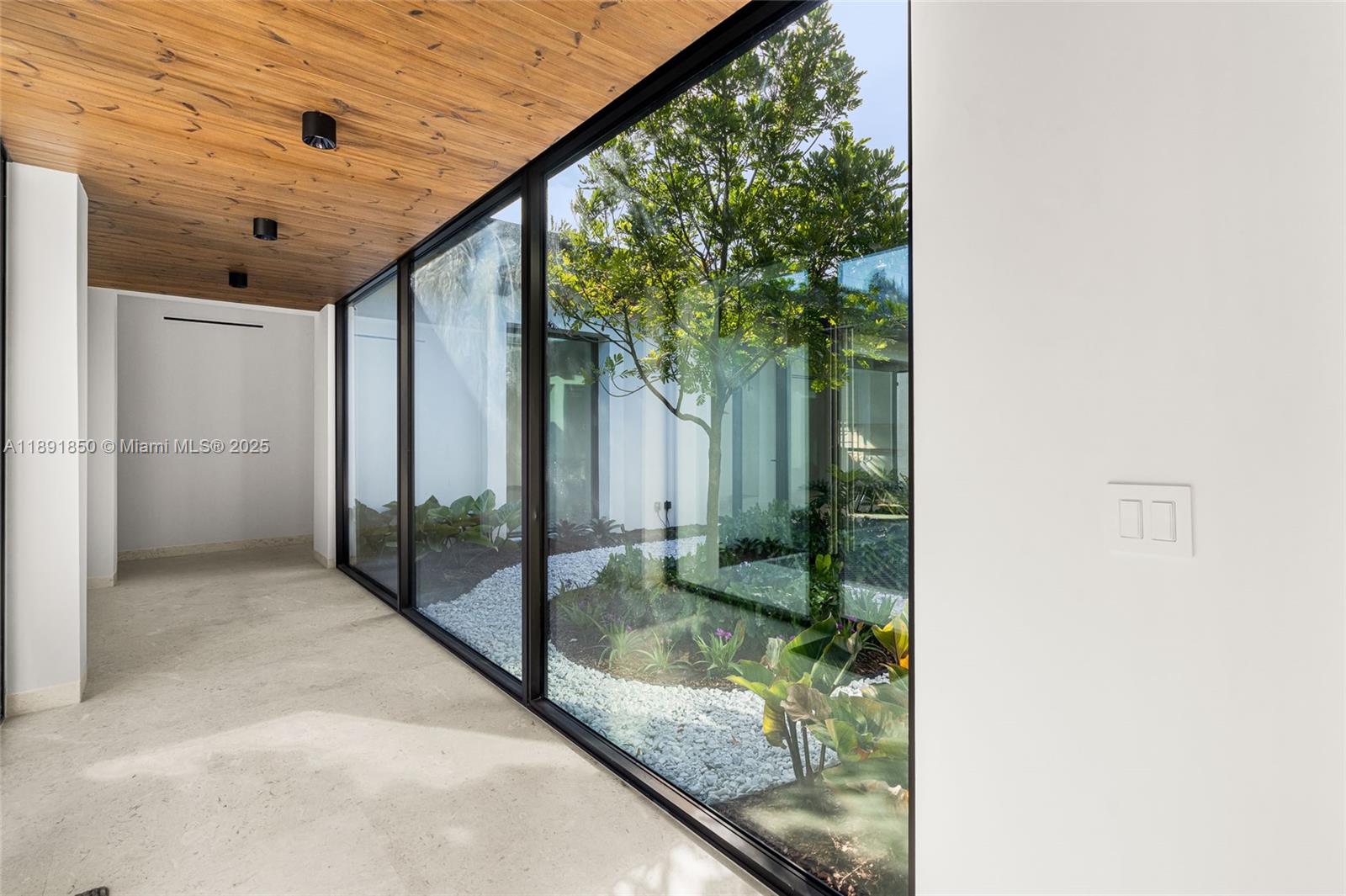 6716 San Vicente St Coral Gables, FL 33146