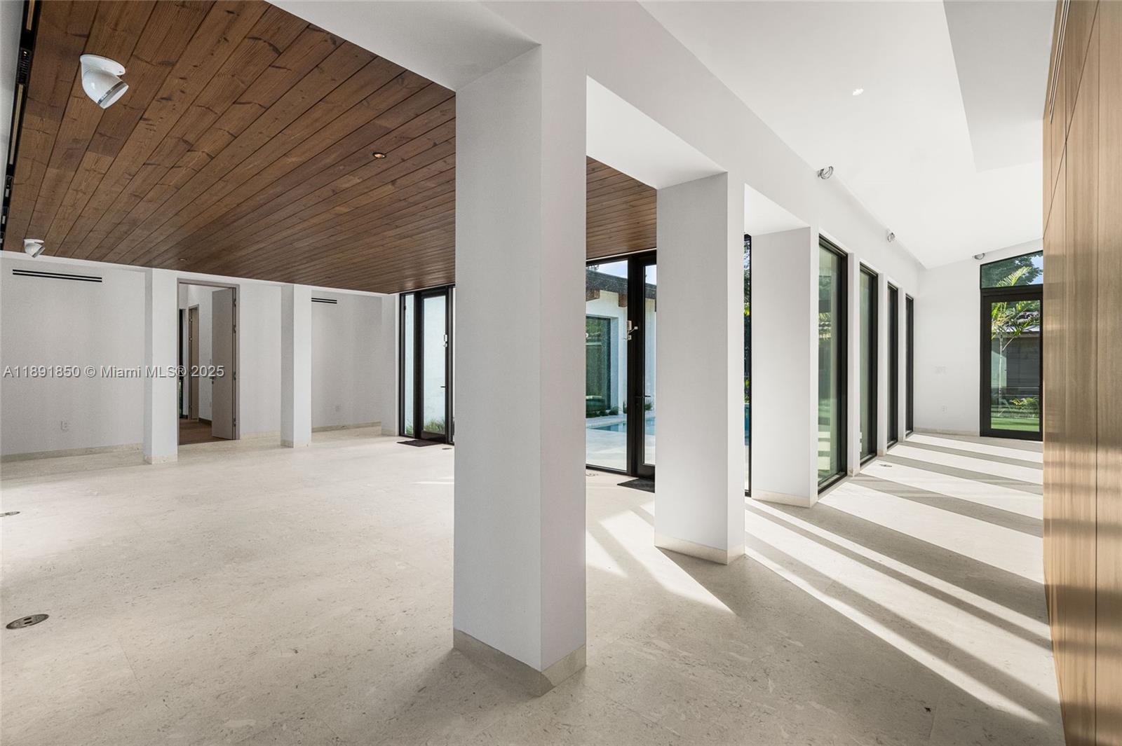 6716 San Vicente St Coral Gables, FL 33146