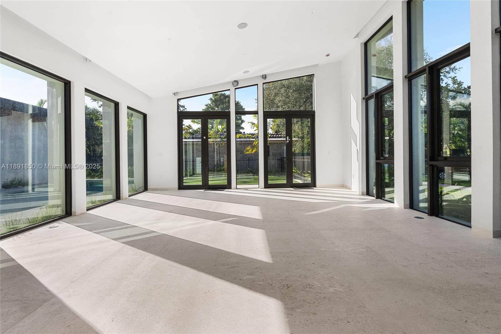 6716 San Vicente St Coral Gables, FL 33146