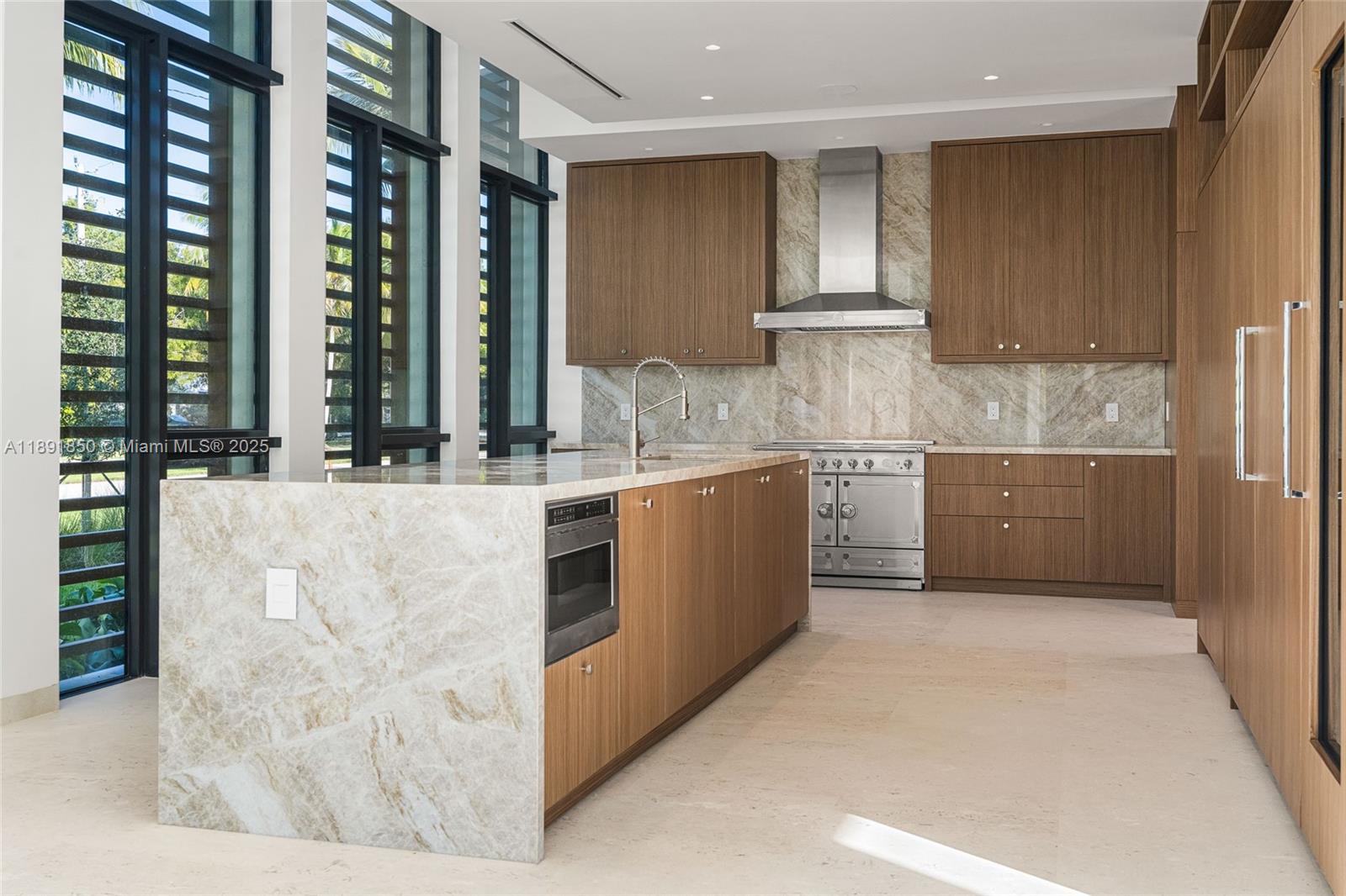 6716 San Vicente St Coral Gables, FL 33146