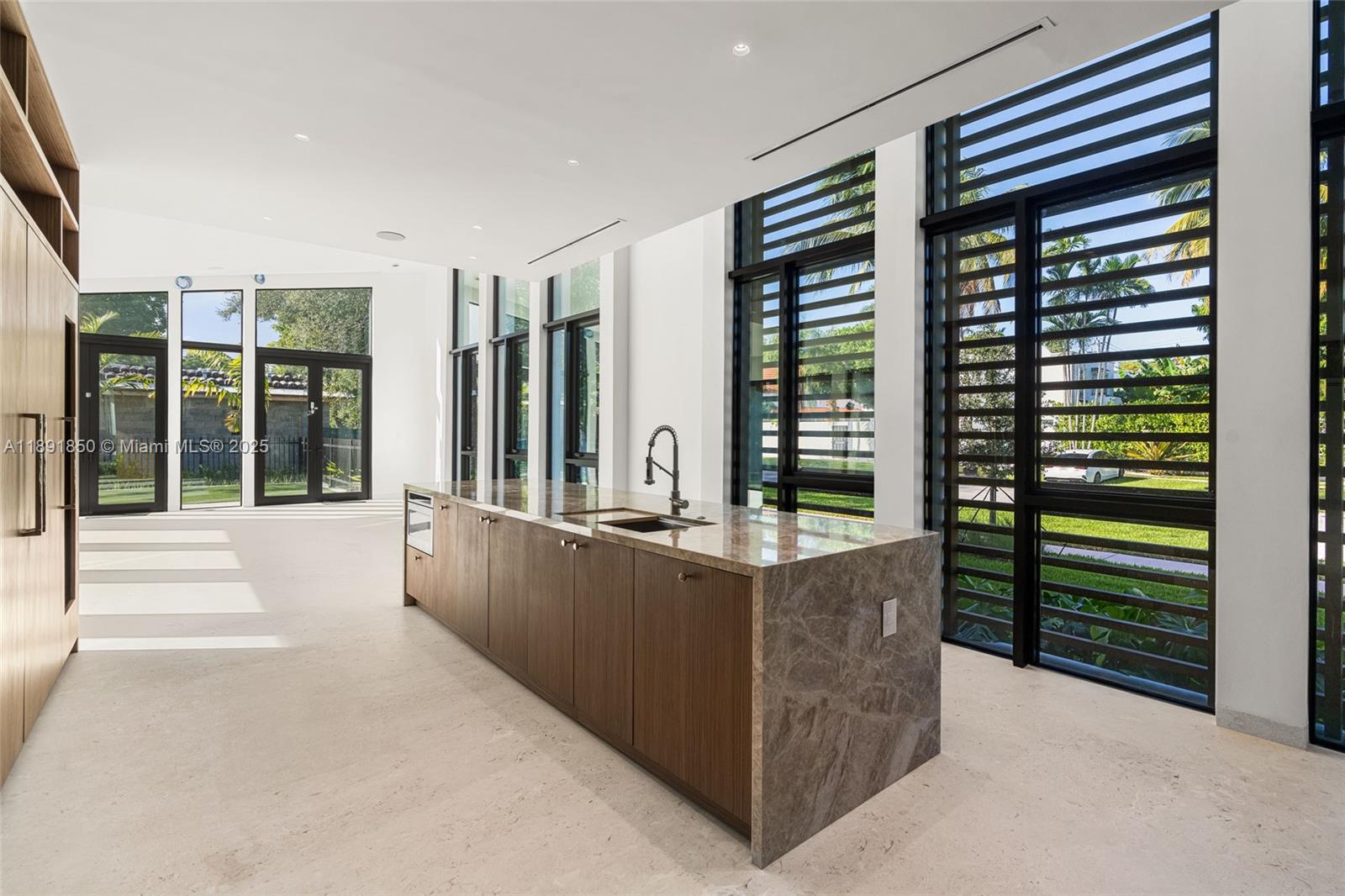 6716 San Vicente St Coral Gables, FL 33146