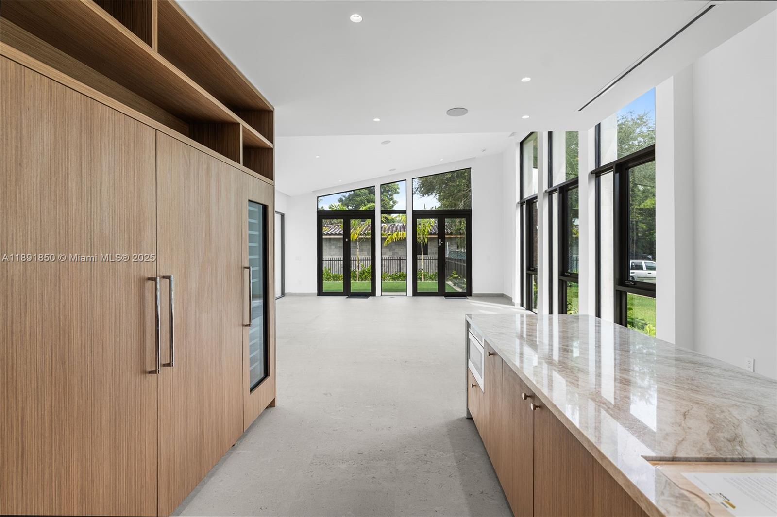 6716 San Vicente St Coral Gables, FL 33146