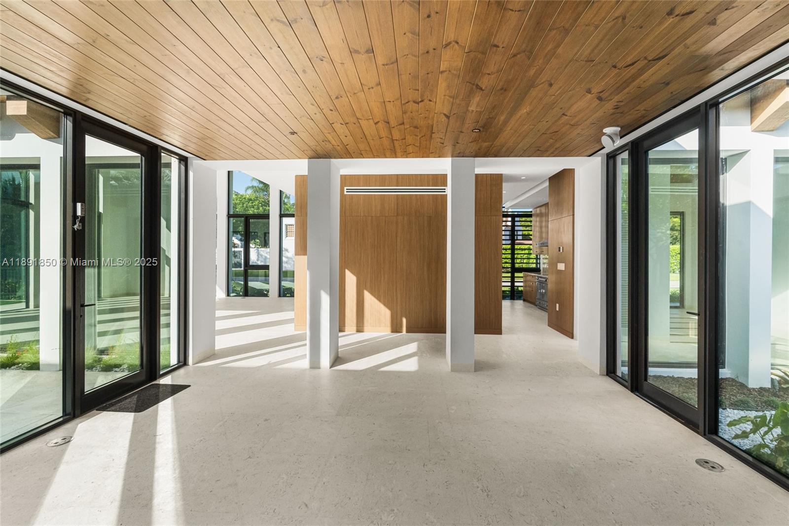 6716 San Vicente St Coral Gables, FL 33146