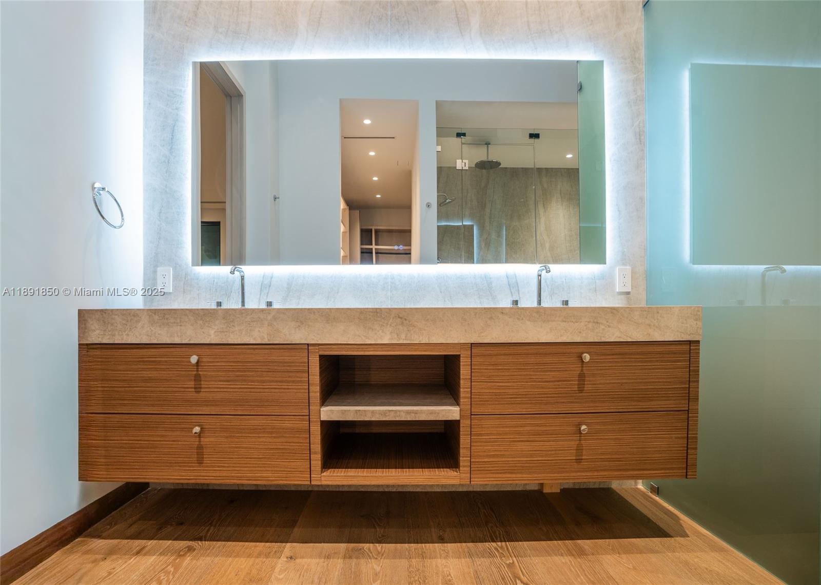 6716 San Vicente St Coral Gables, FL 33146