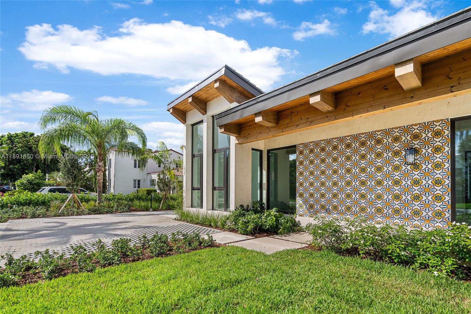 6716 San Vicente St Coral Gables, FL 33146