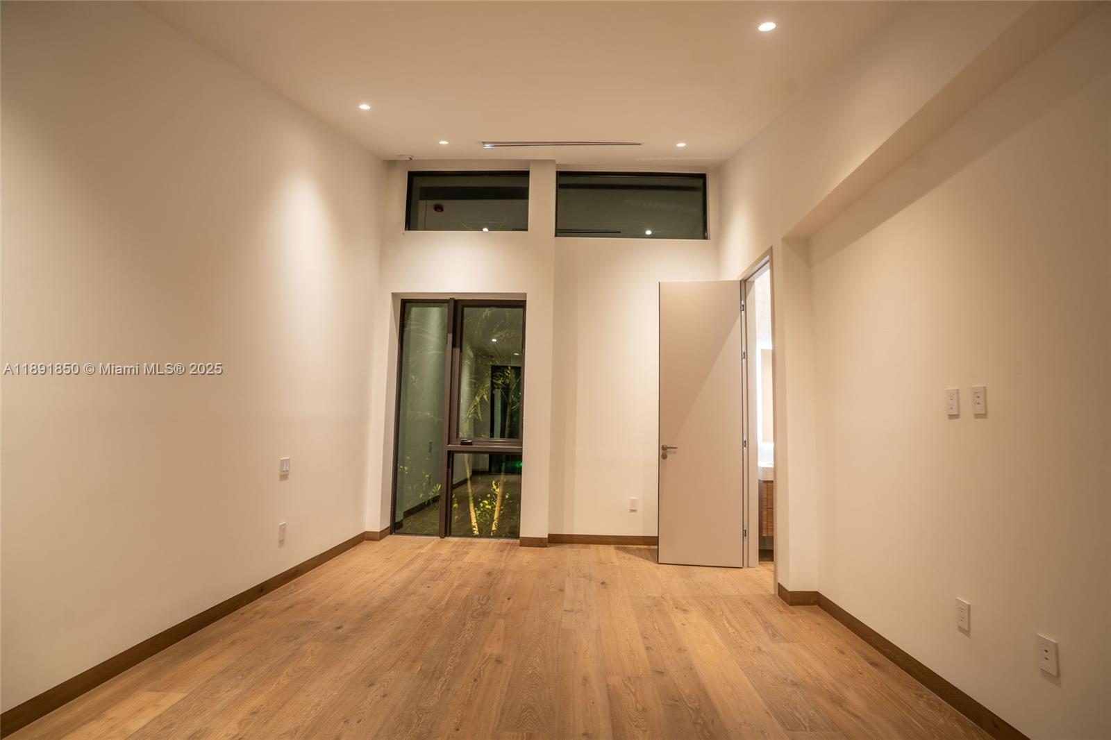 6716 San Vicente St Coral Gables, FL 33146