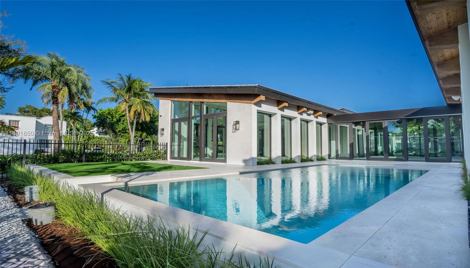 6716 San Vicente St Coral Gables, FL 33146