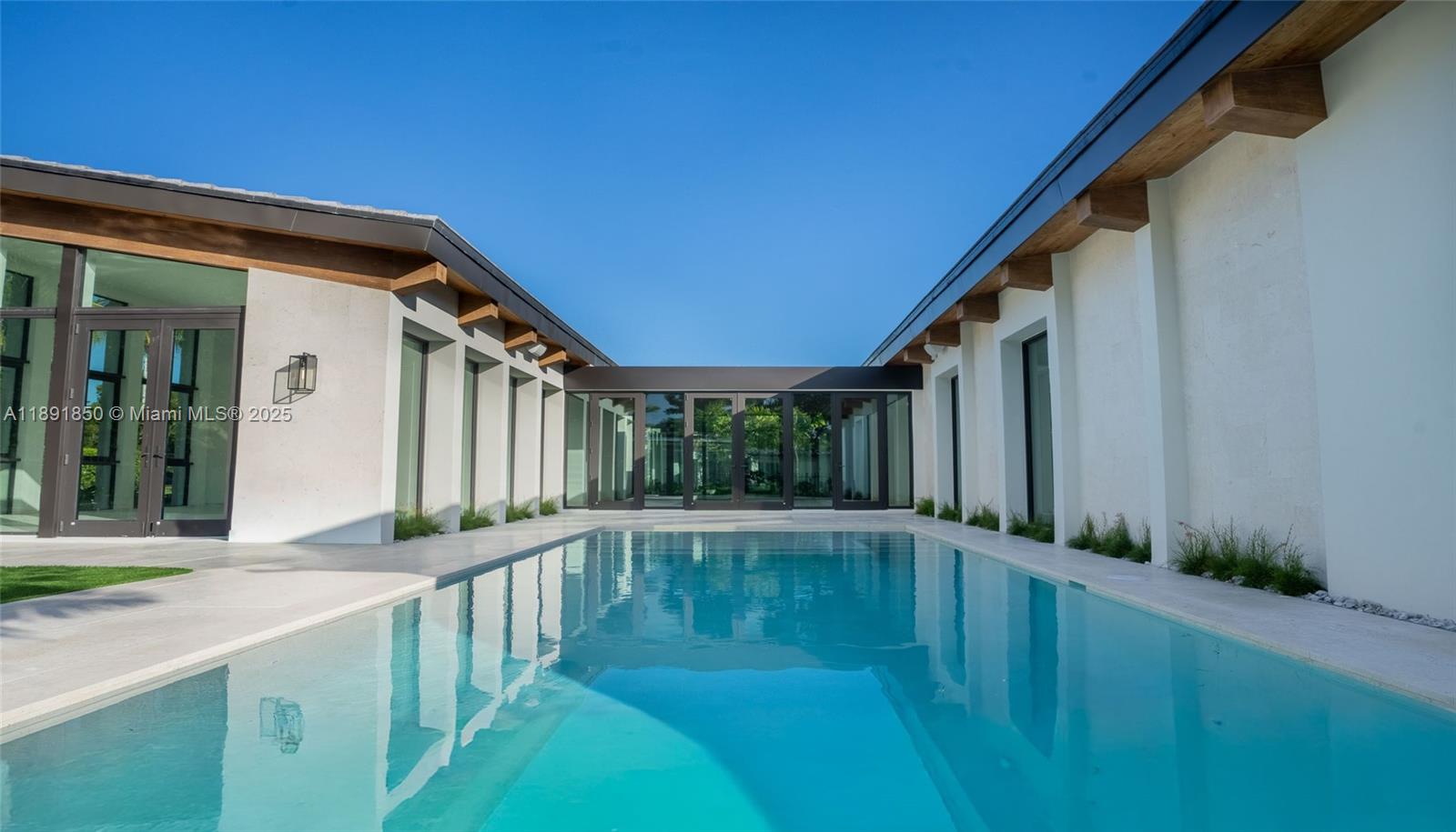 6716 San Vicente St Coral Gables, FL 33146