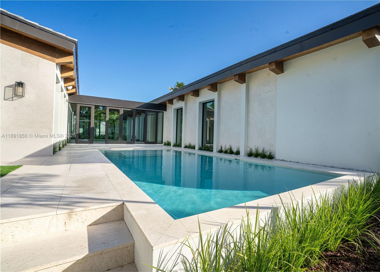 6716 San Vicente St Coral Gables, FL 33146