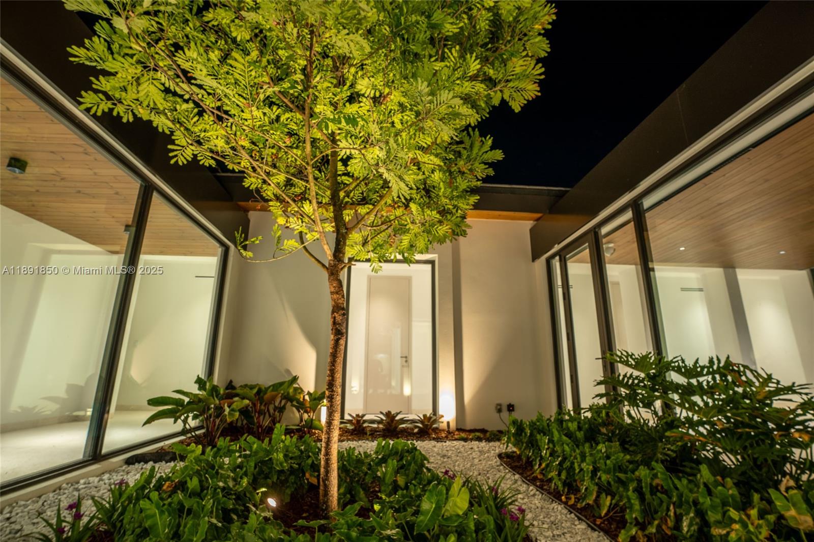 6716 San Vicente St Coral Gables, FL 33146