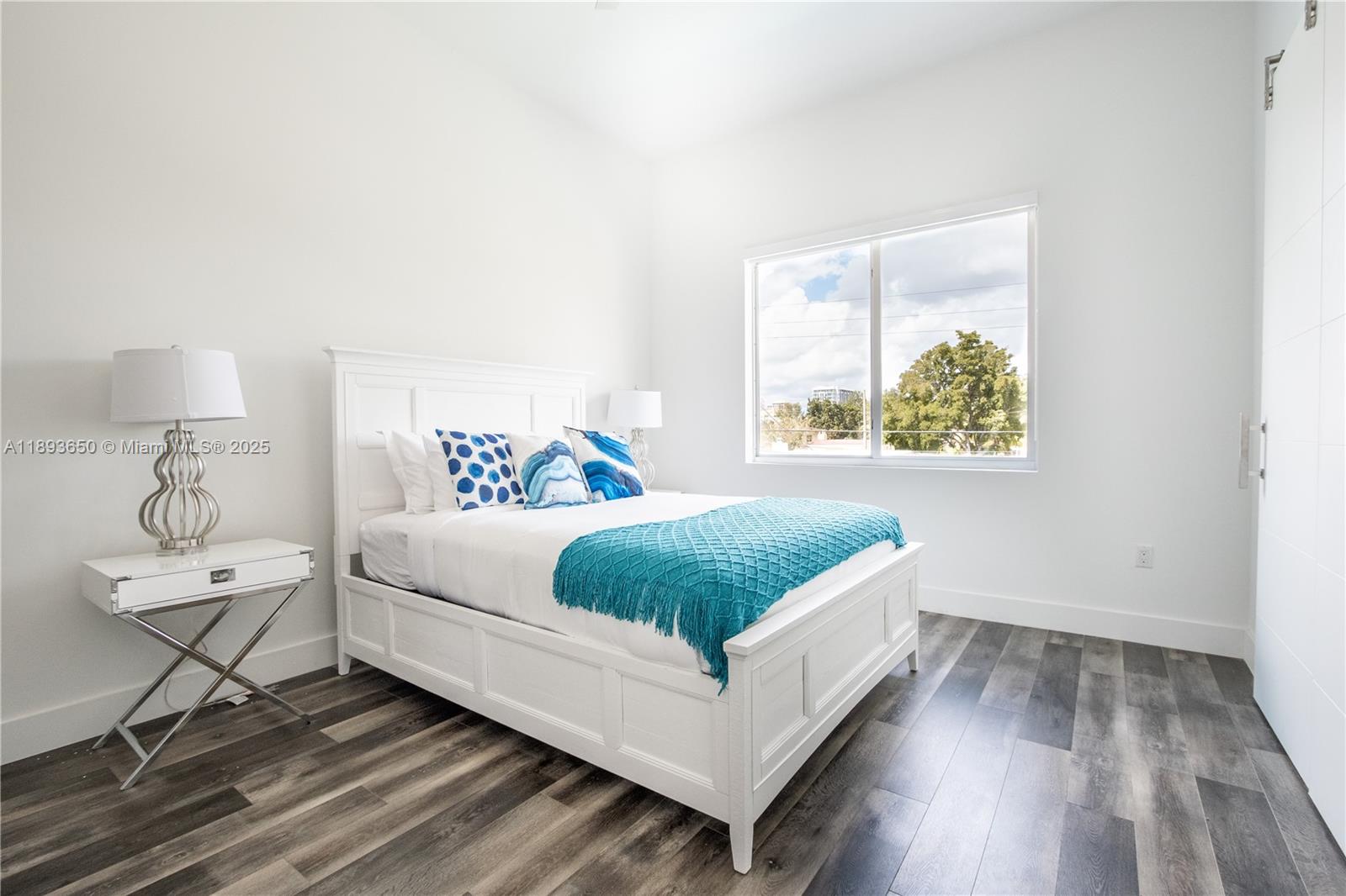 3461 SW 25th St #B Miami, FL 33133