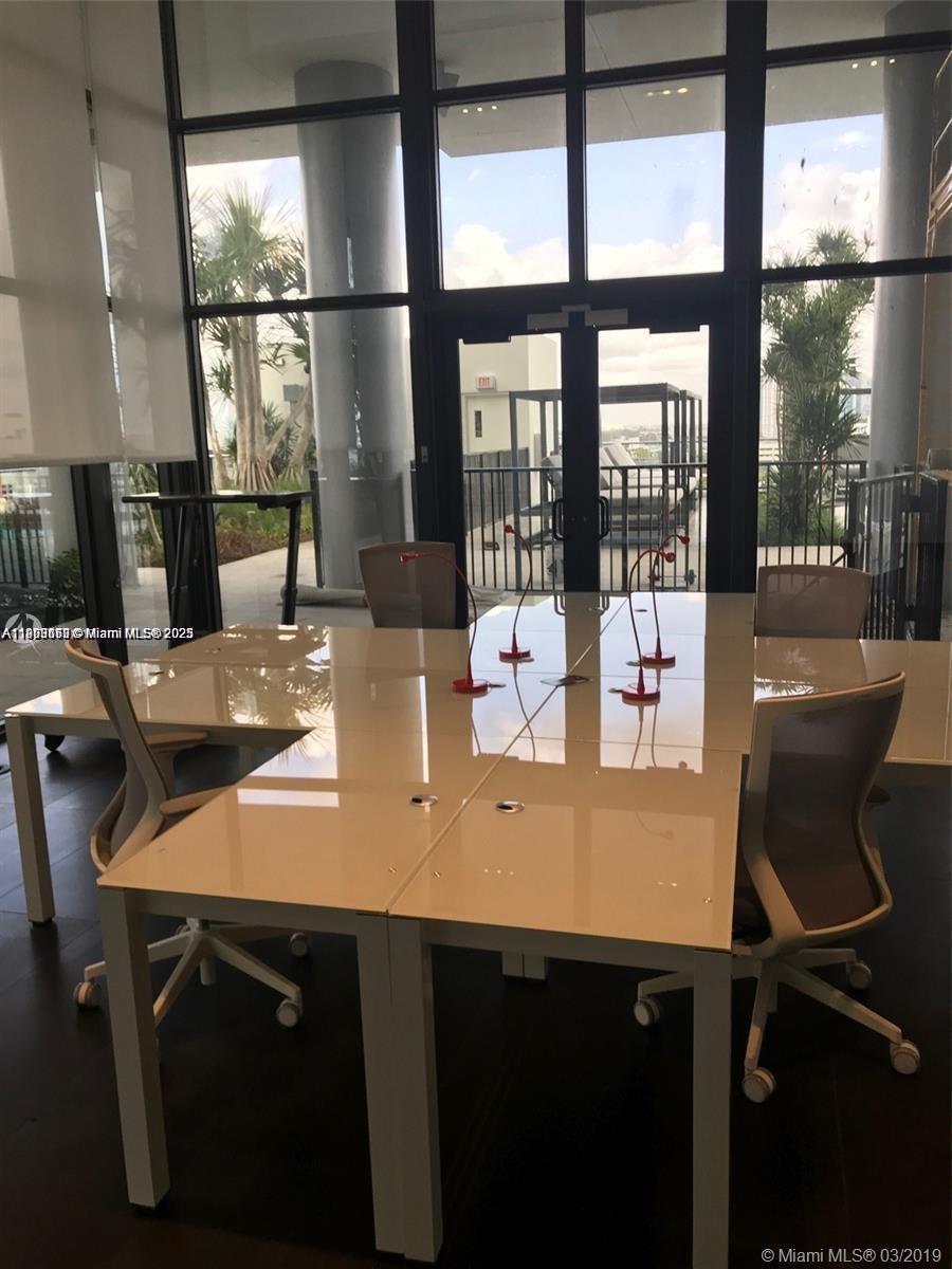 image Canvas Condo24