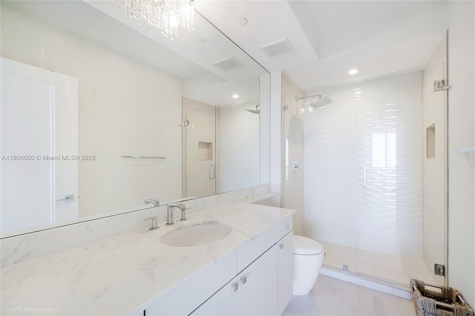 image One Island Place34