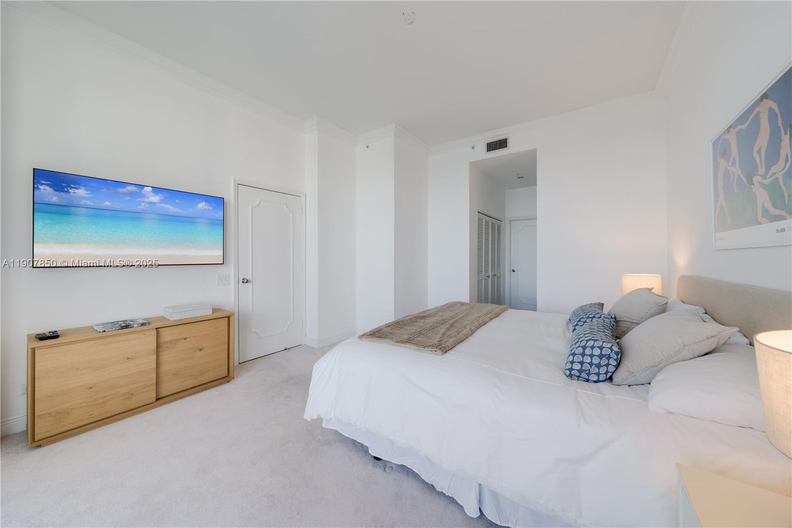 888 Brickell Key Dr #2610 Miami, FL 33131