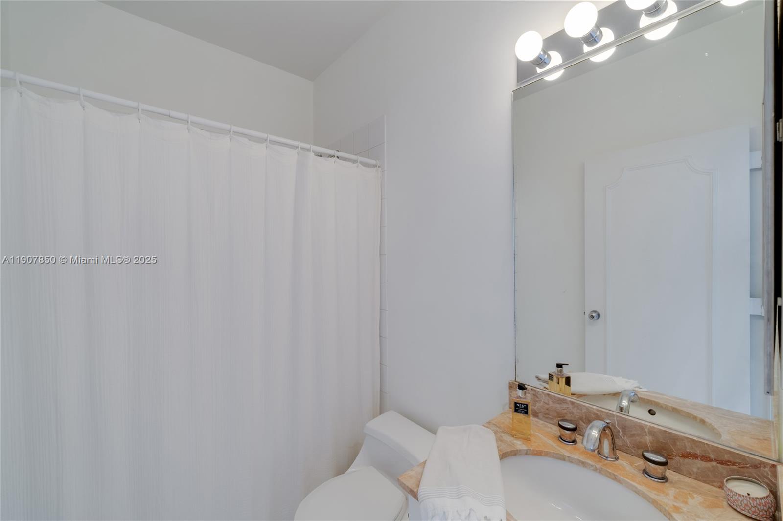 888 Brickell Key Dr #2610 Miami, FL 33131