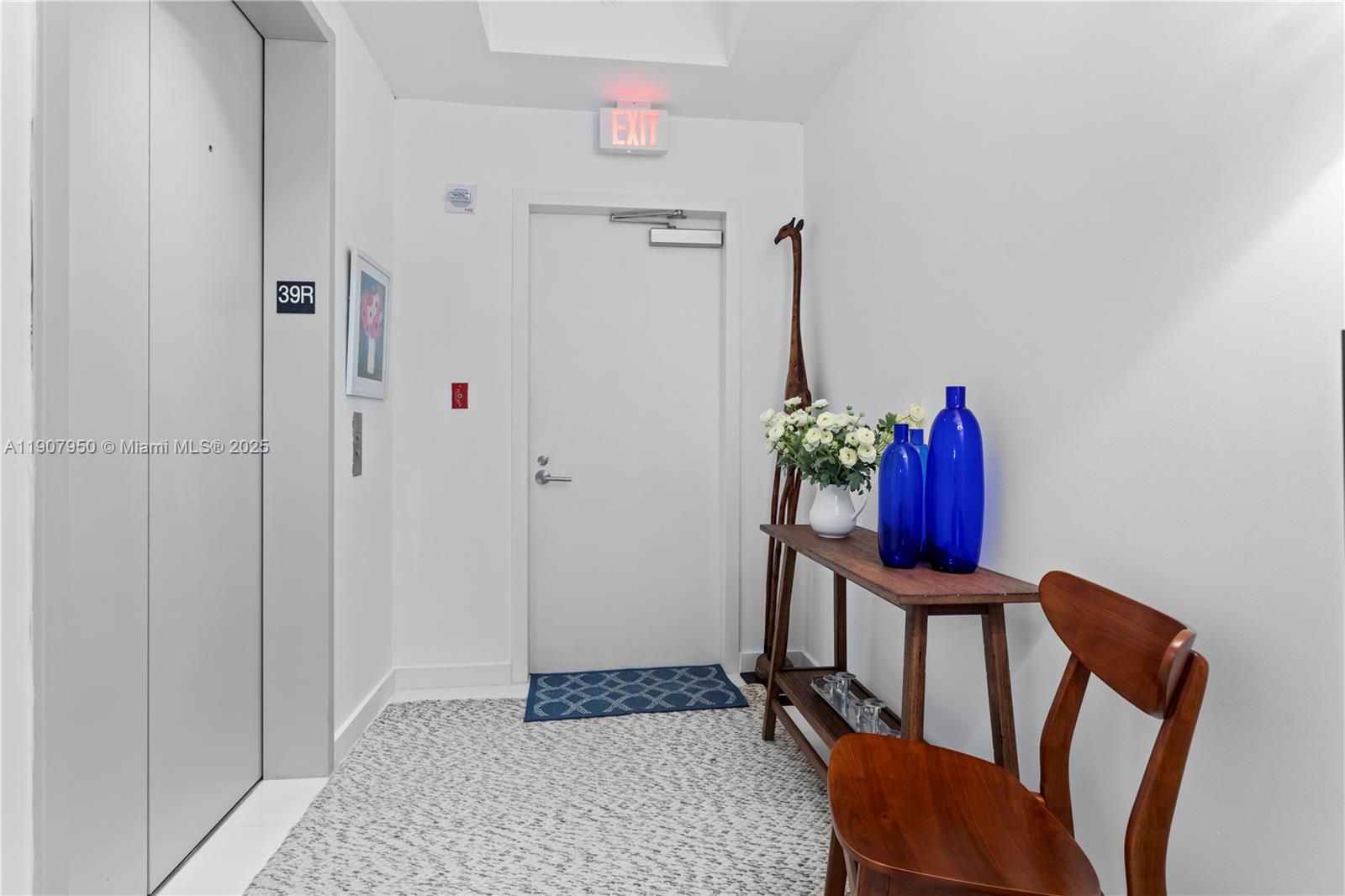 image Paramount Miami Worldcent12