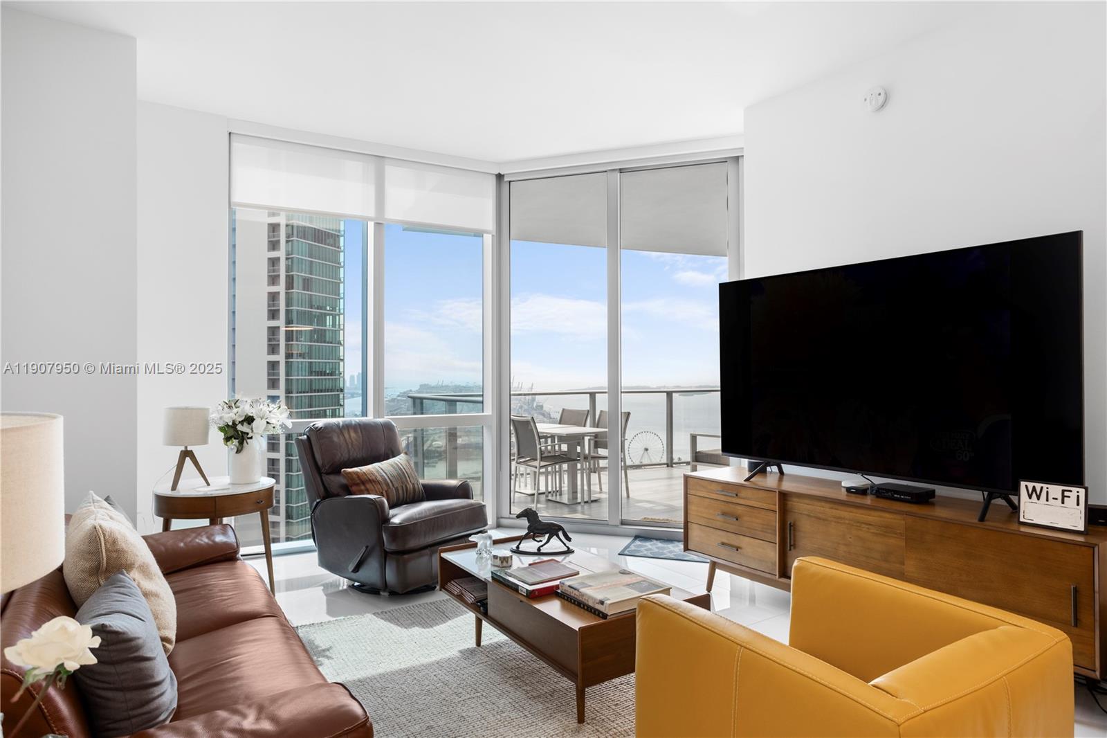 image Paramount Miami Worldcent15