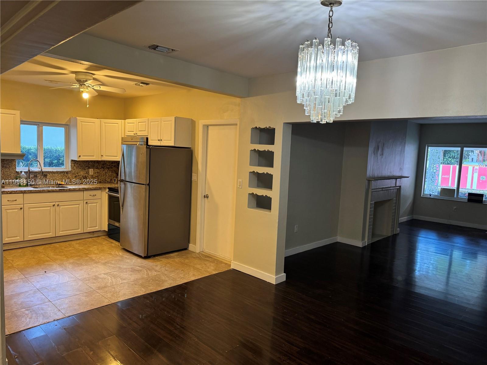 1339 Flamingo Way Miami Beach, FL 33139