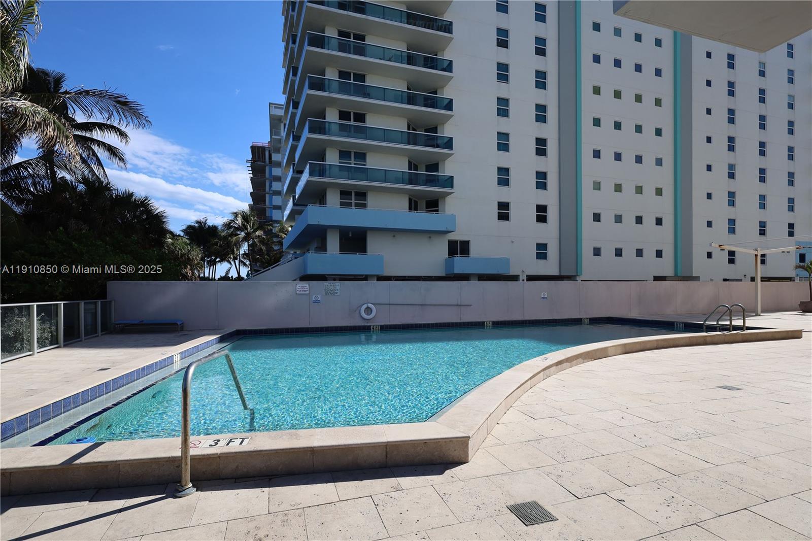 9225 Collins Ave #Penthouse C Surfside, FL 33154