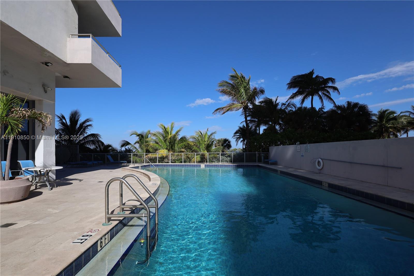 9225 Collins Ave #Penthouse C Surfside, FL 33154