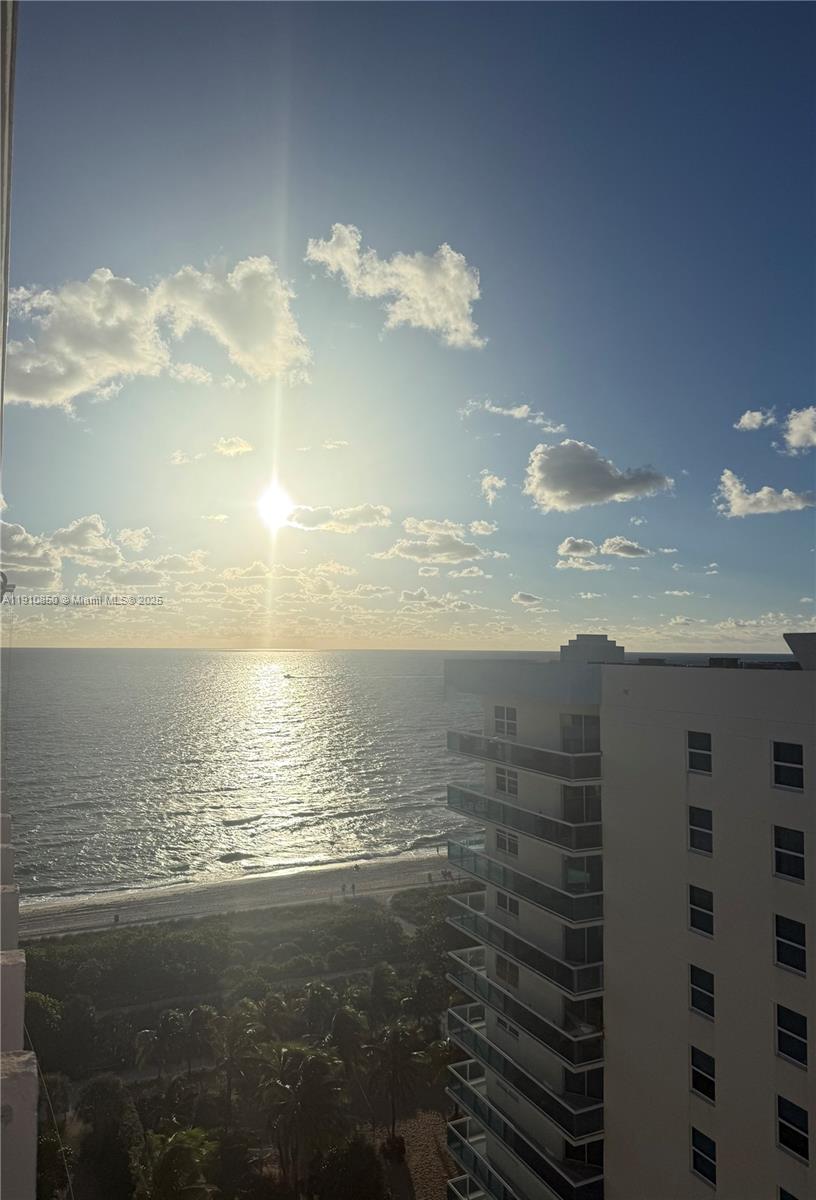 9225 Collins Ave #Penthouse C Surfside, FL 33154