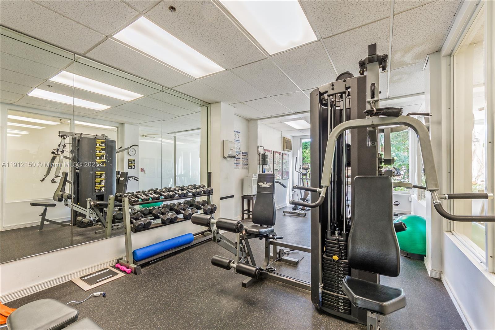 255 W 24th St #208 Miami Beach, FL 33140