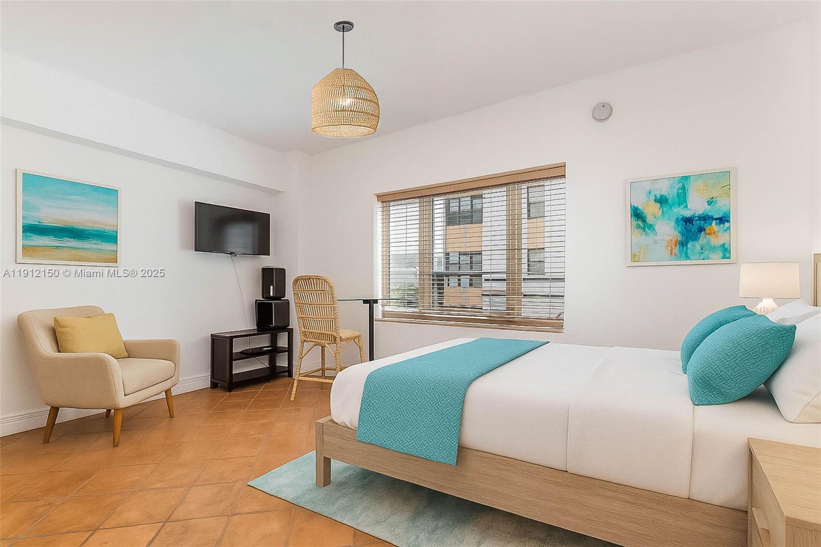 255 W 24th St #208 Miami Beach, FL 33140