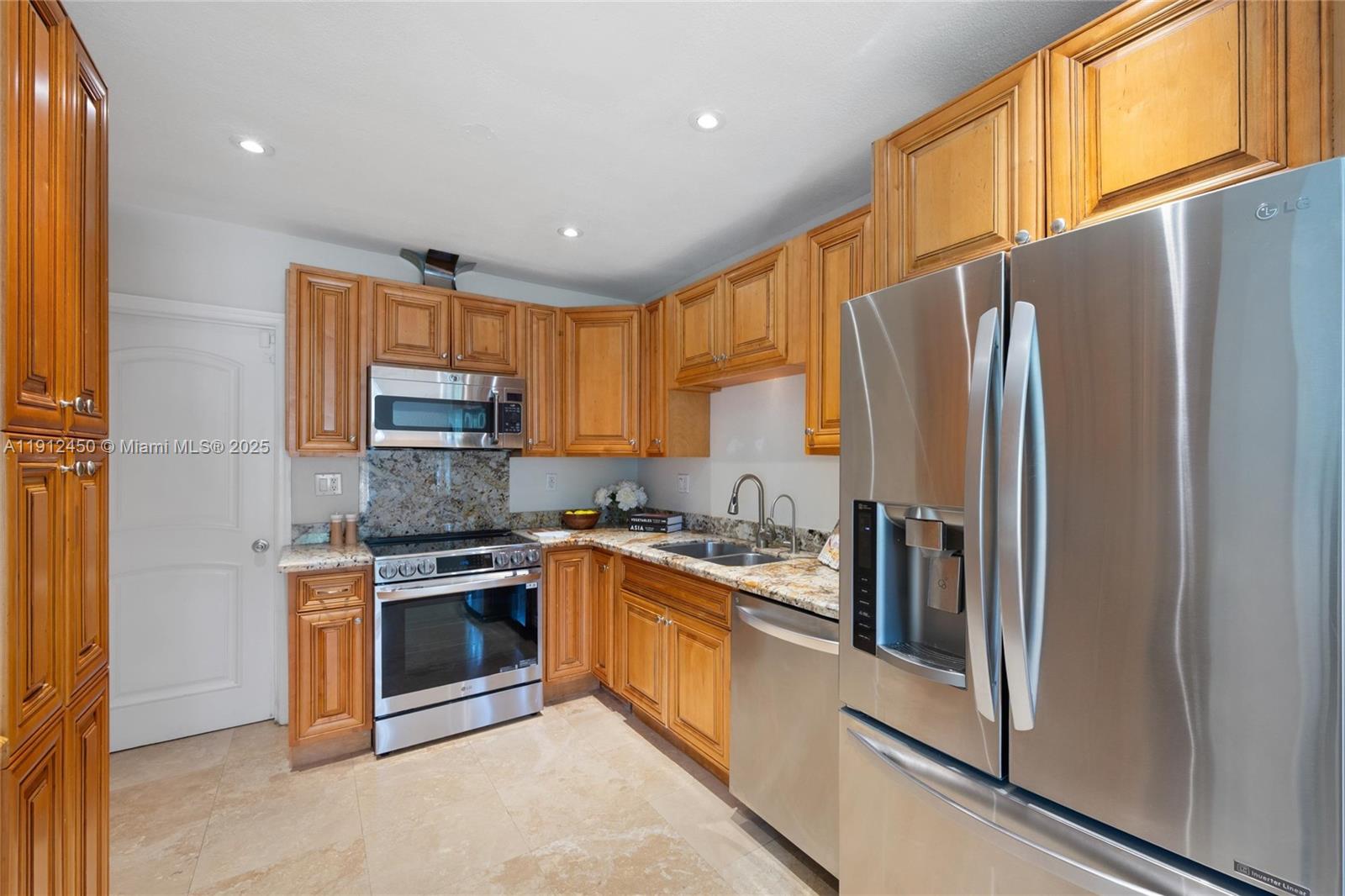 5620 Alhambra Cir Coral Gables, FL 33146